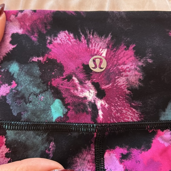 Lululemon 3/4 leggings - Picture 3 of 3